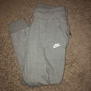 Nike jogger sweatpants
